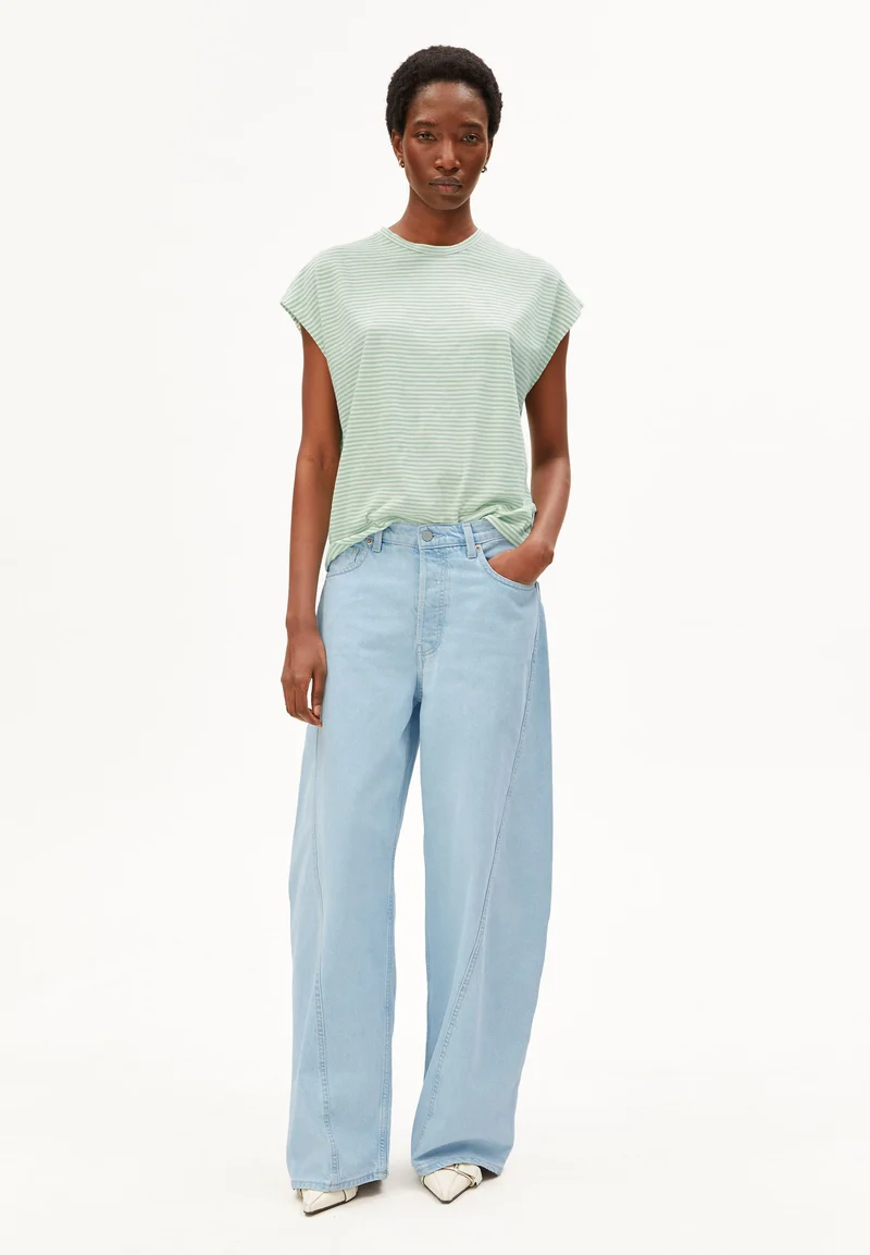 SLUB JERSEY GESTREIFTES T-SHIRT | oatmilk-foam