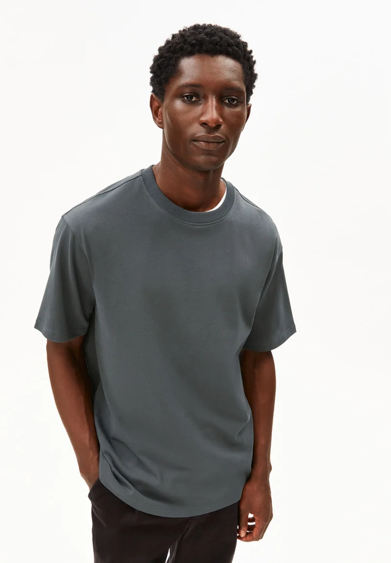 MAARKOS HEAVY WEIGHT T-SHIRT