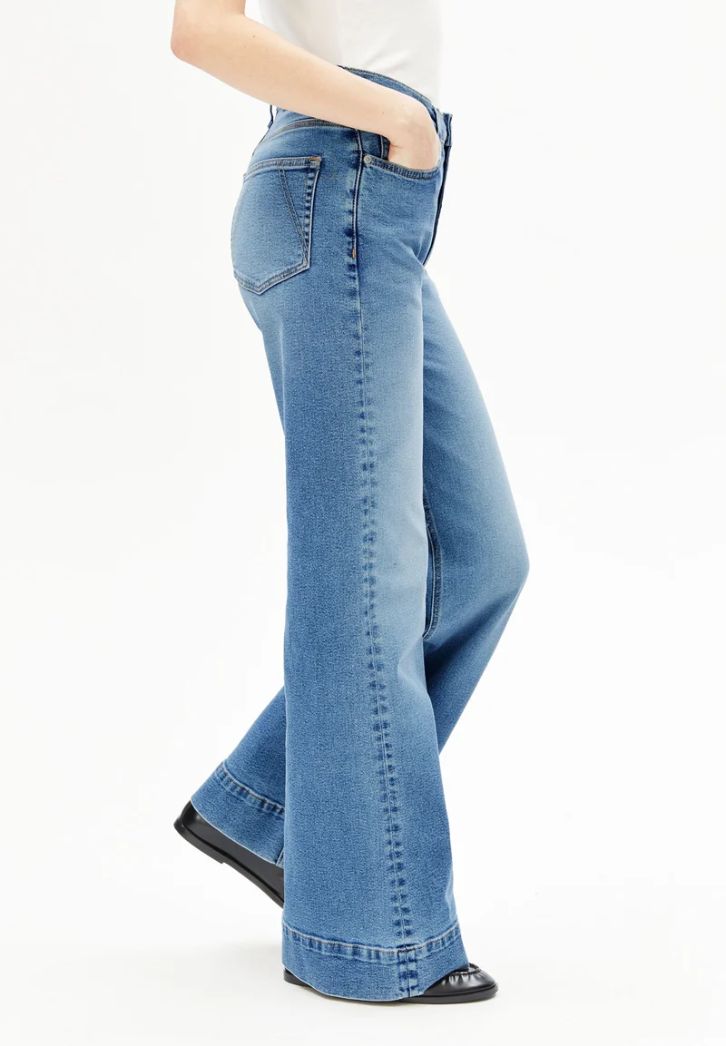 MURLIAA HIGH WAIST WIDE JEANS | lighten