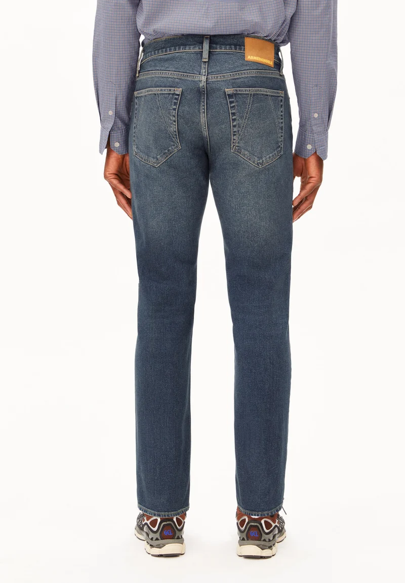 IAAN SLIM JEANS | corindi