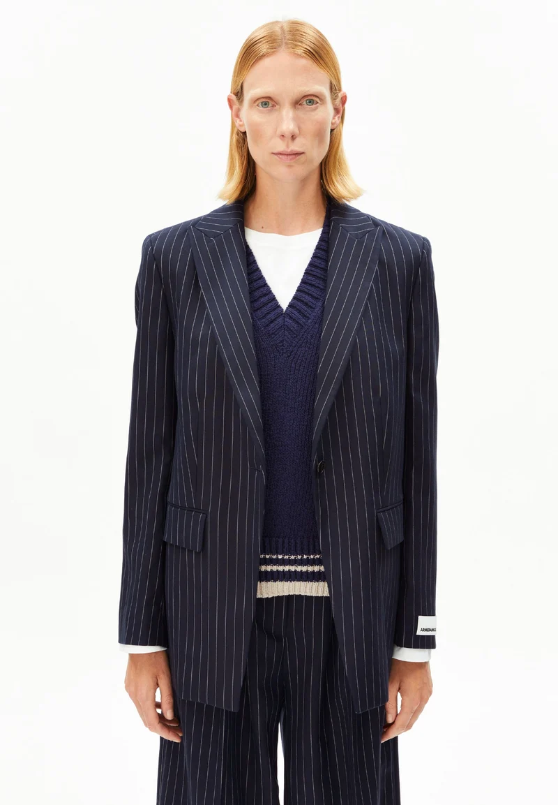 PINSTRIPE MIKULAA BLAZER
