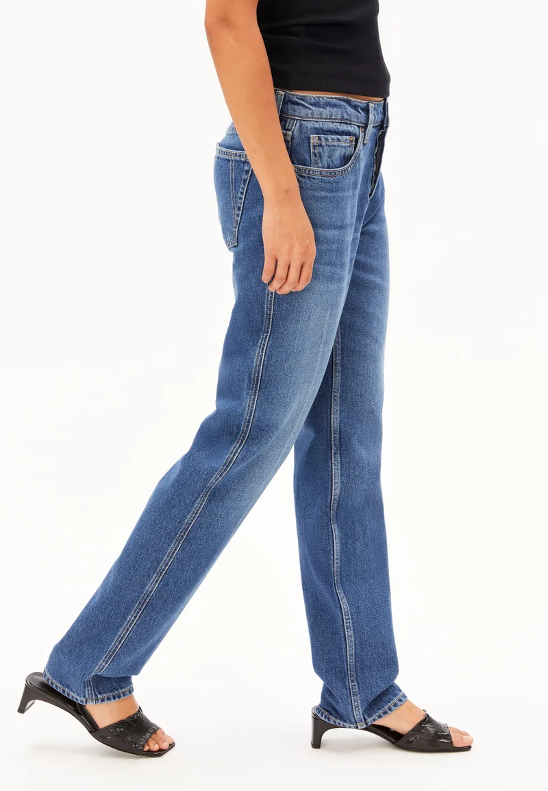 AAVELINE MID WAIST STRAIGHT JEANS | fade