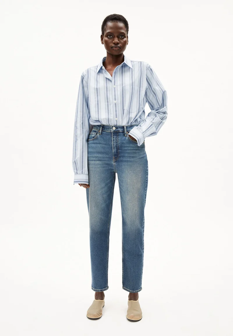 MAIRAA HIGH WAIST MOM JEANS | callisto