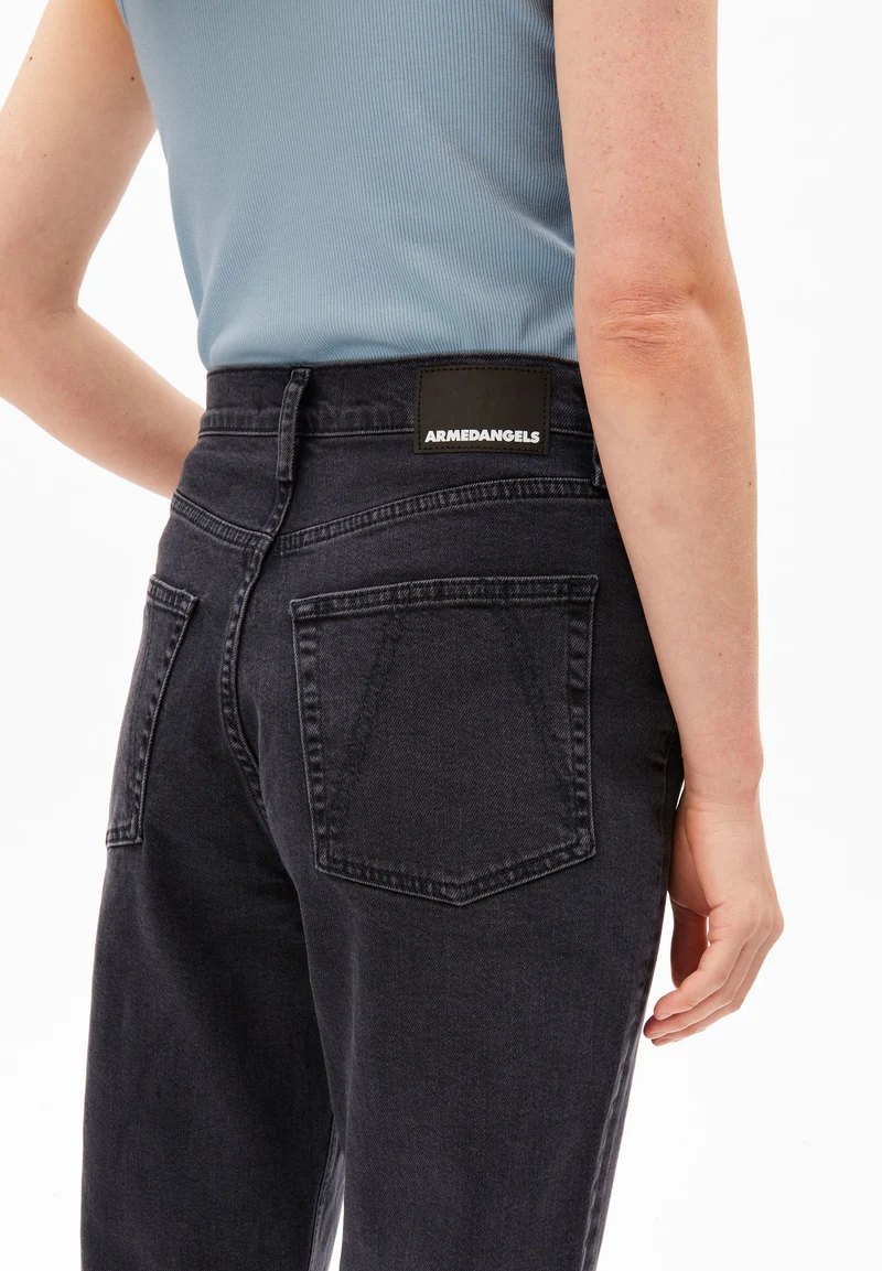 MAIRAA HIGH WAIST MOM JEANS | ebony