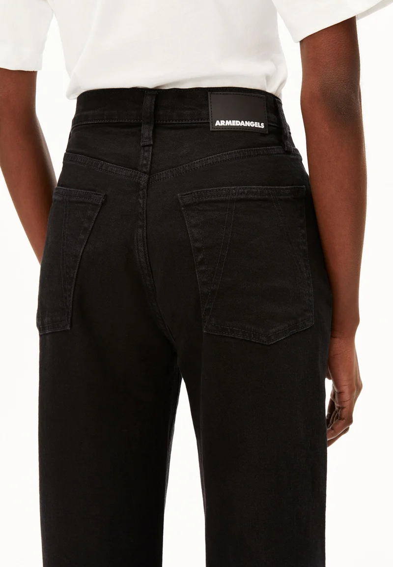 MAIRAA HIGH WAIST MOM JEANS | black