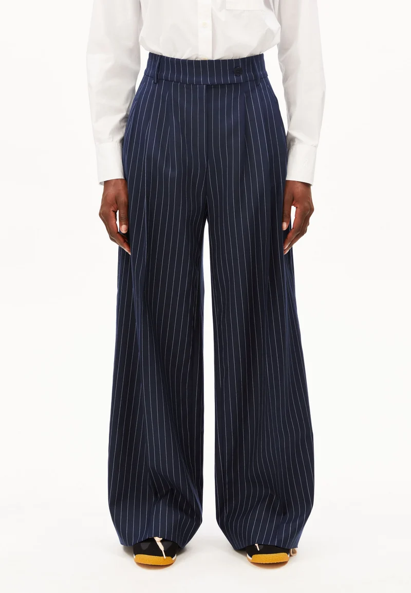 PINSTRIPE KAAYUA PANT