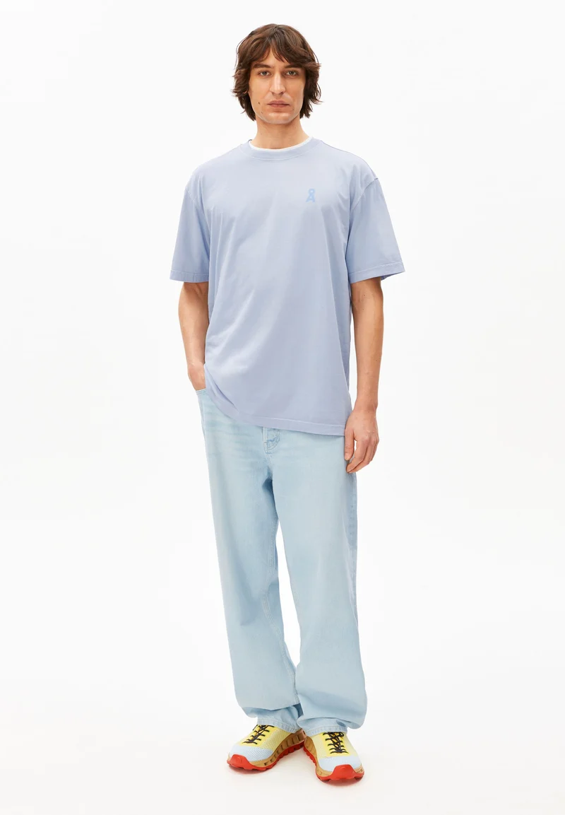 ICONIC Å MAARKOS GD T-SHIRT | wedgwood washed