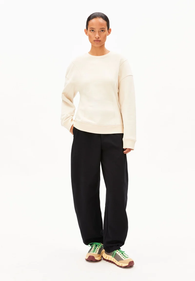 UN-WASTED BARREL SWEATSHIRT | undyed-cinnamon dust