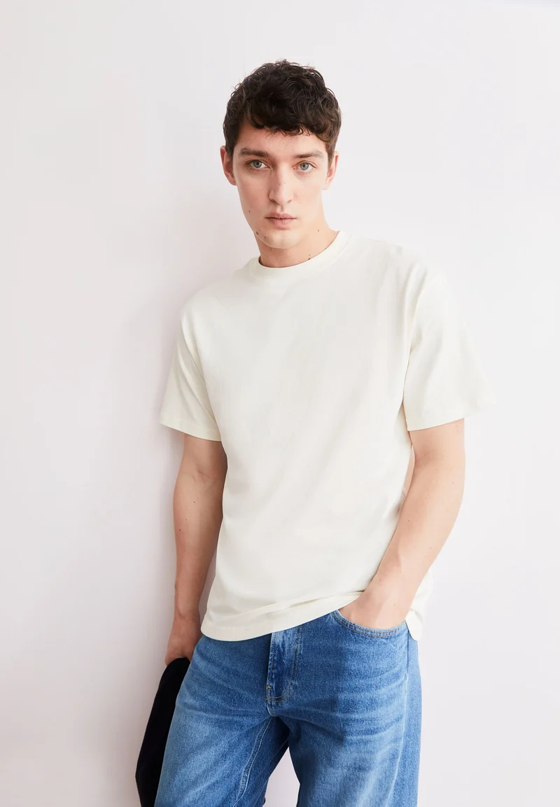 MAARKOS HEAVY WEIGHT T-SHIRT | oatmilk
