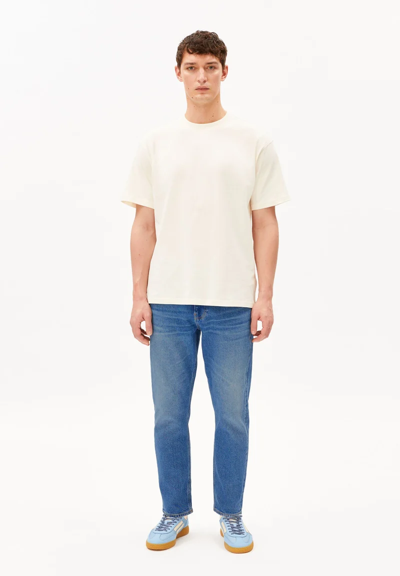 MAARKOS HEAVY WEIGHT T-SHIRT | oatmilk
