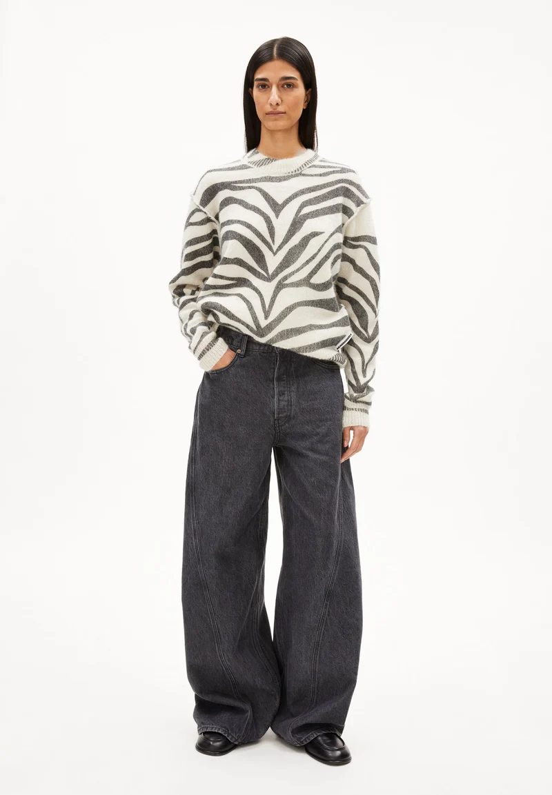 BALBAA PREMIUM ZEBRARAA STRICKPULLOVER | oatmilk-black