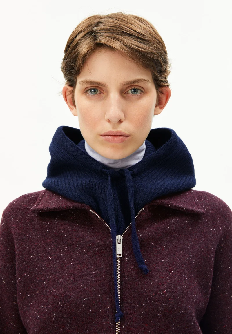 DEAATA | tinted navy