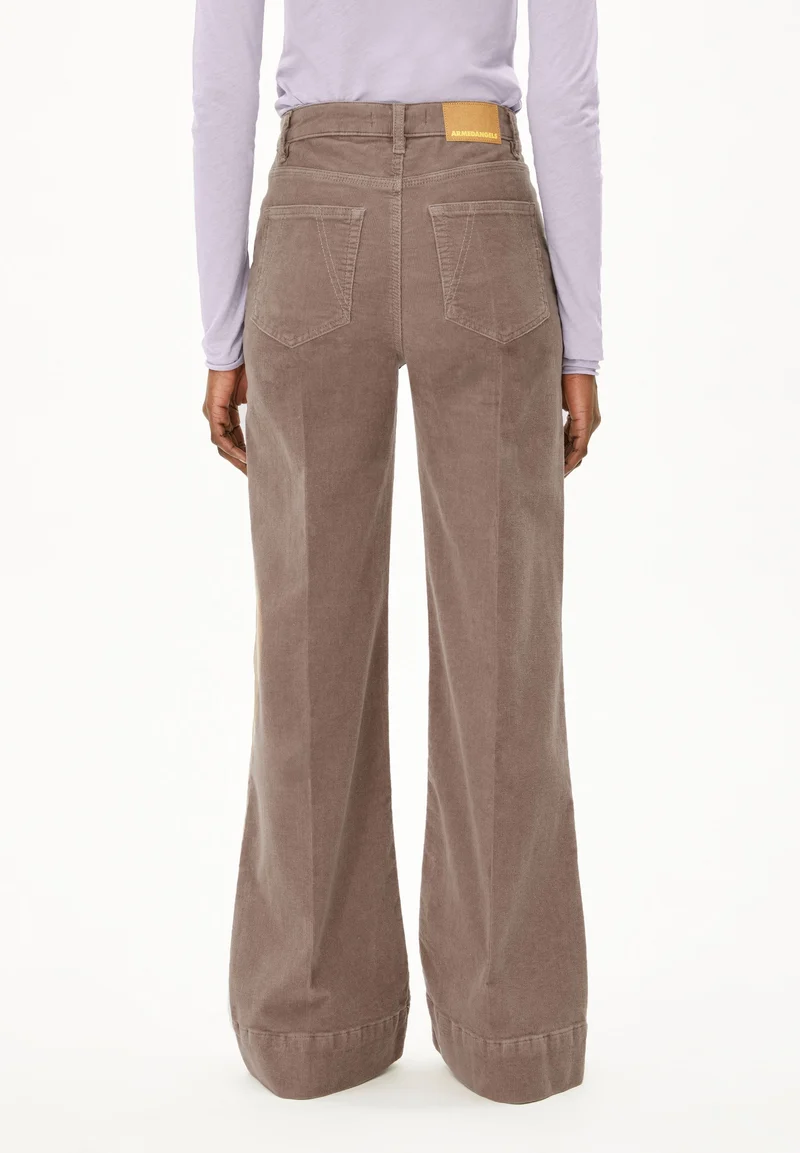 MURLIAA CORDHOSE | walnut cream