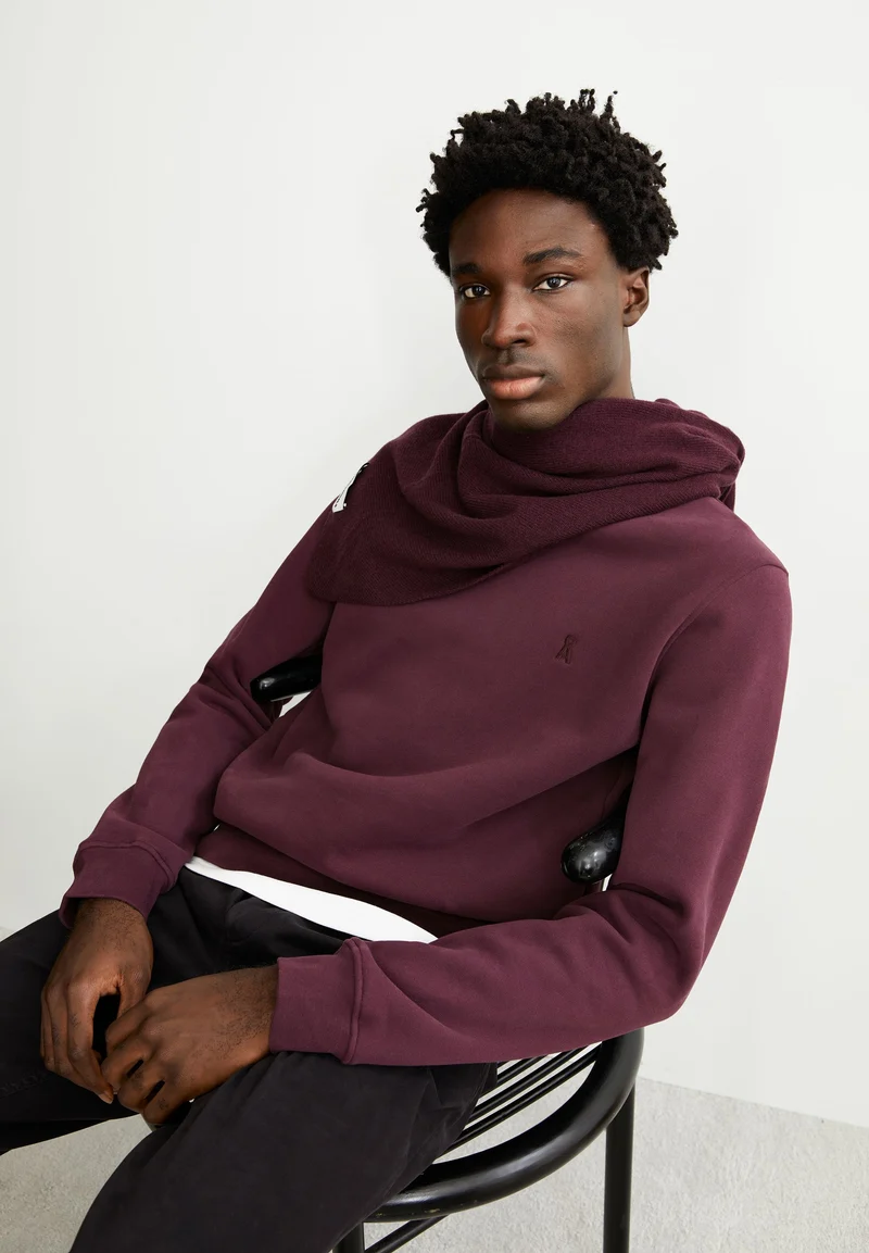 BAARO FLEECE SWEATSHIRT | dark cranberry