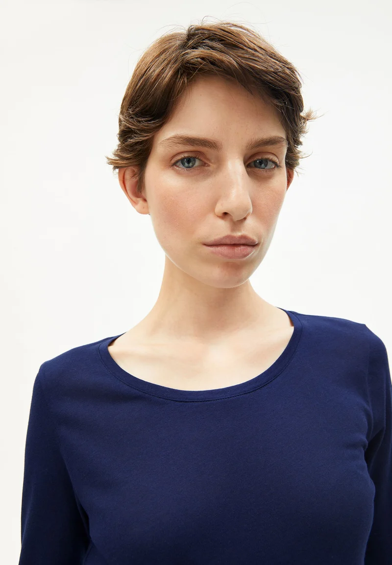EINIAARA SOFT LANGARMSHIRT | tinted navy