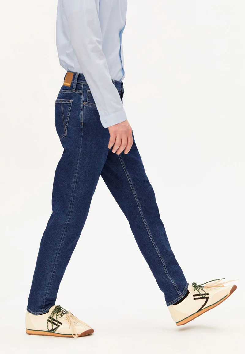 AARJO TARPA TAPERED JEANS | whale
