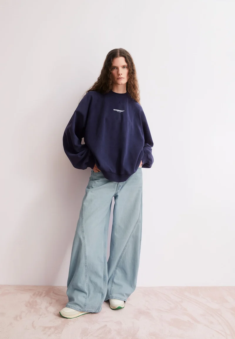 GMT DYE CREWNECK SWEATSHIRT | tinted navy