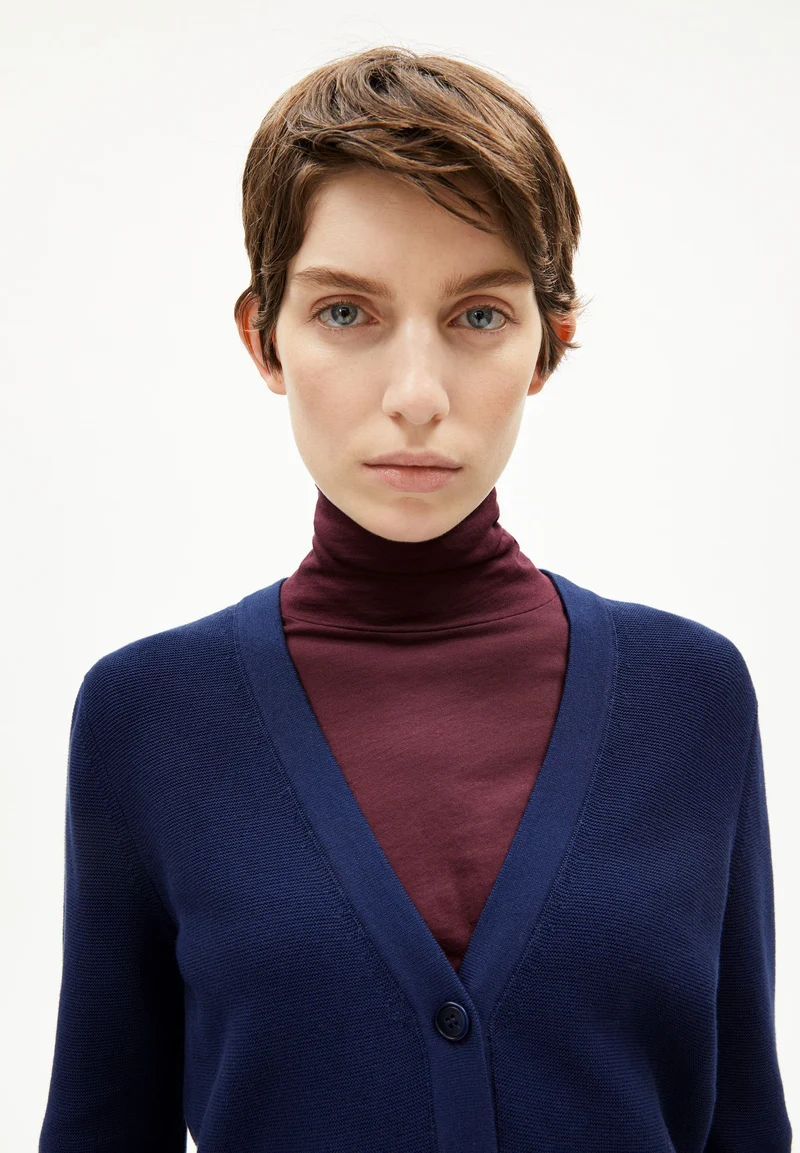 MENAAL LINKS LINKS CARDIGAN | tinted navy