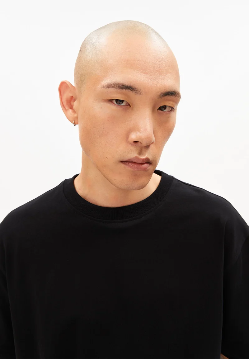 MAARKOS HEAVY WEIGHT T-SHIRT | black