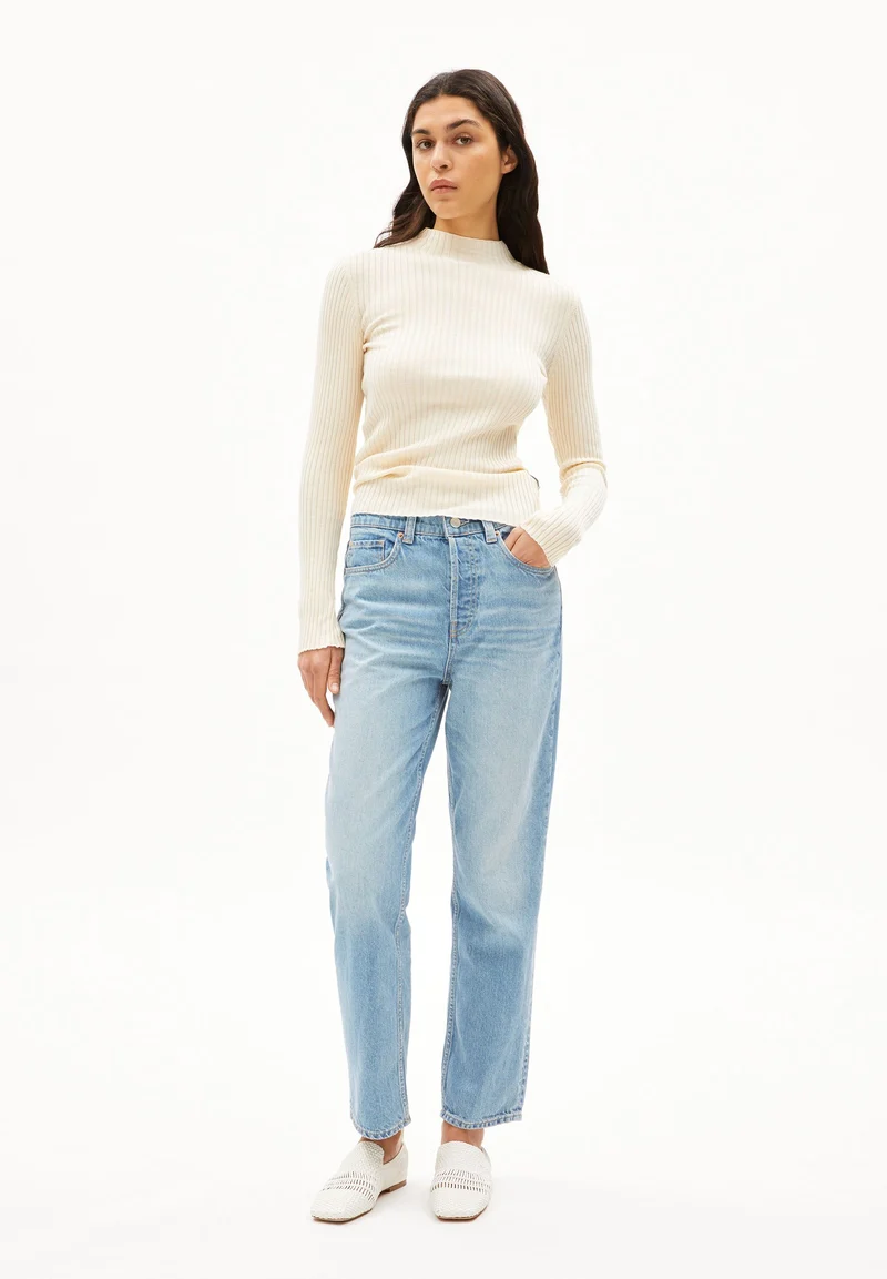 ALAANIA STRICKPULLOVER | oatmilk