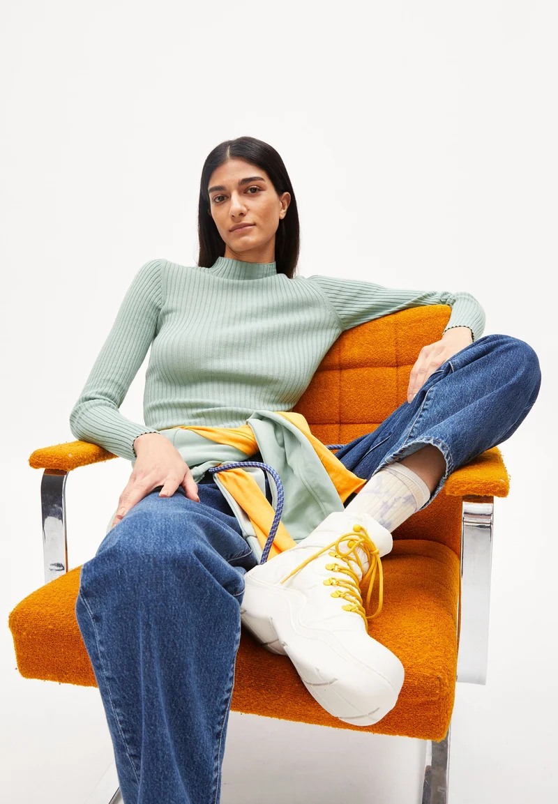 ALAANIA STRICKPULLOVER | lint