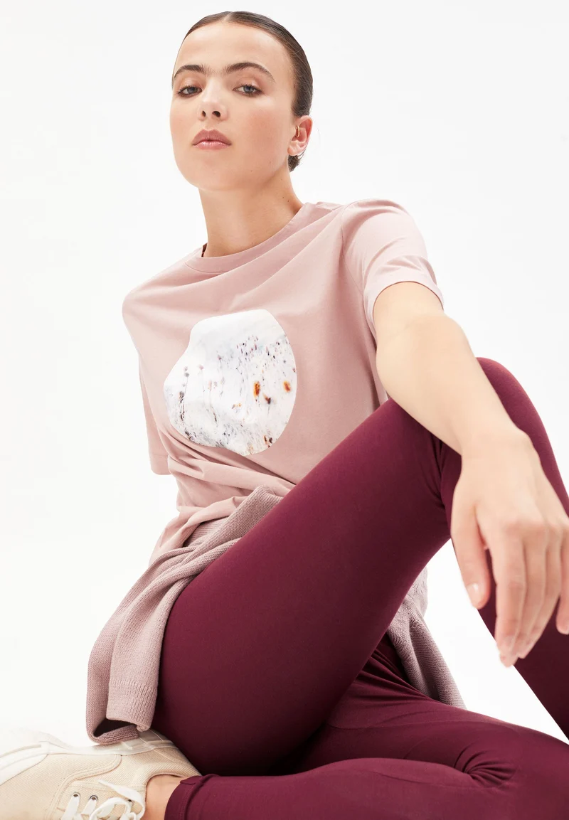 FARIBAA | ruby red