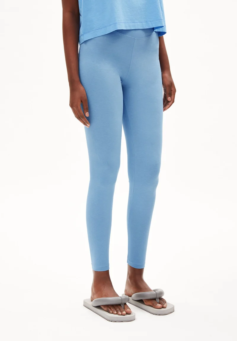 FARIBAA | iceberg blue