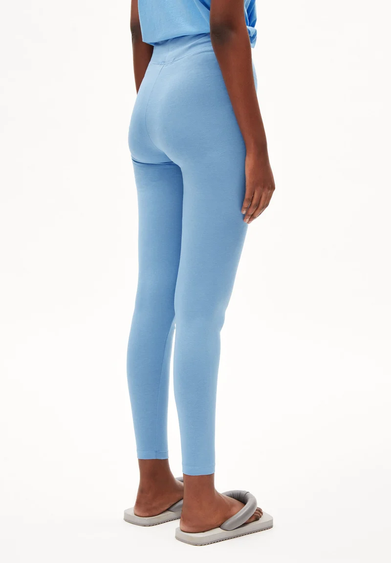FARIBAA | iceberg blue