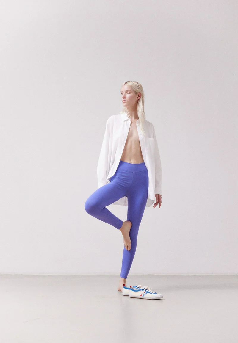 FARIBAA | vibrant violet