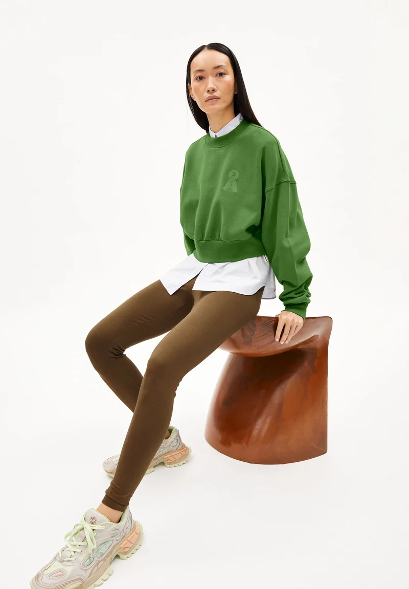 FARIBAA | dried moss