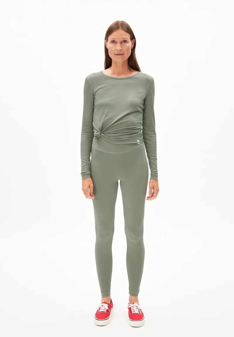 FARIBAA | grey green