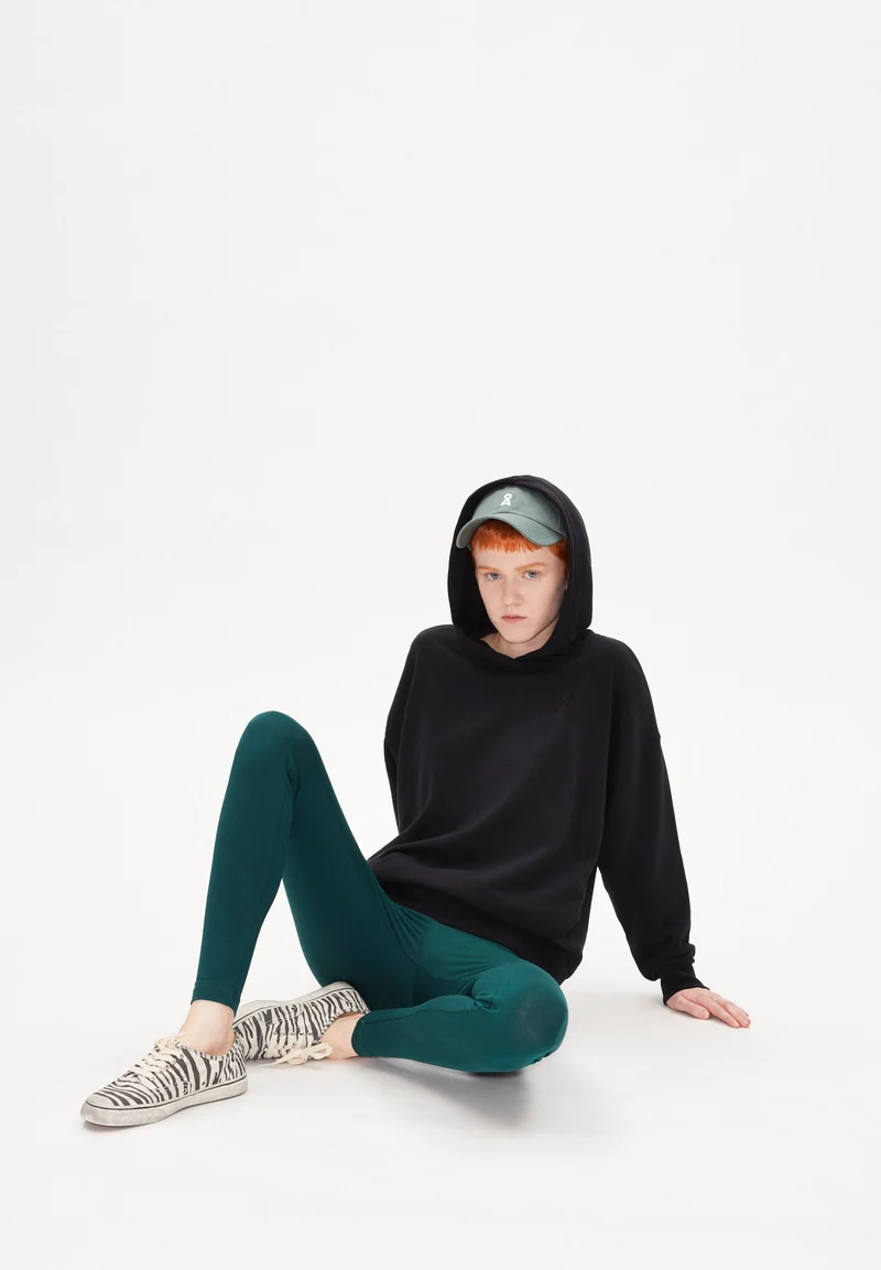 FARIBAA | teal stone