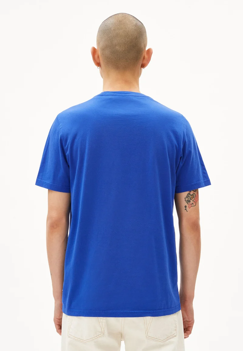 JAAMES T-SHIRT | dynamo blue