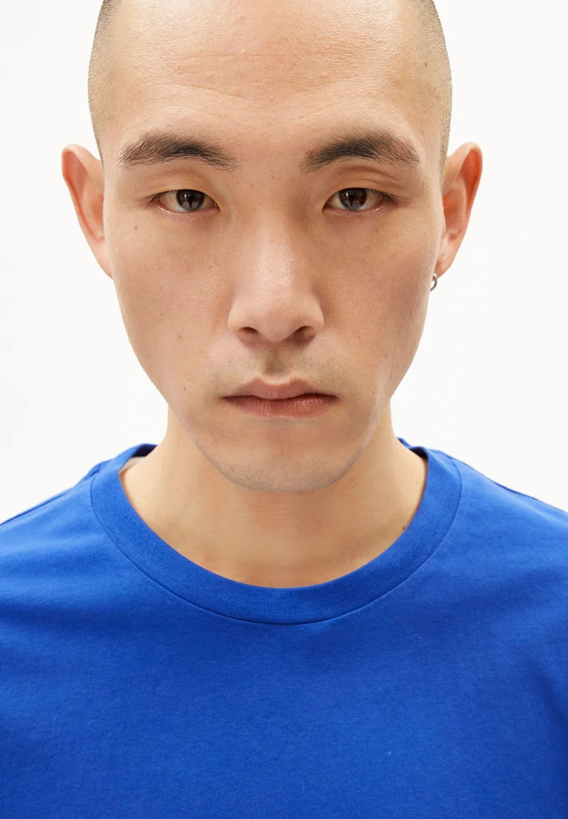 JAAMES T-SHIRT | dynamo blue