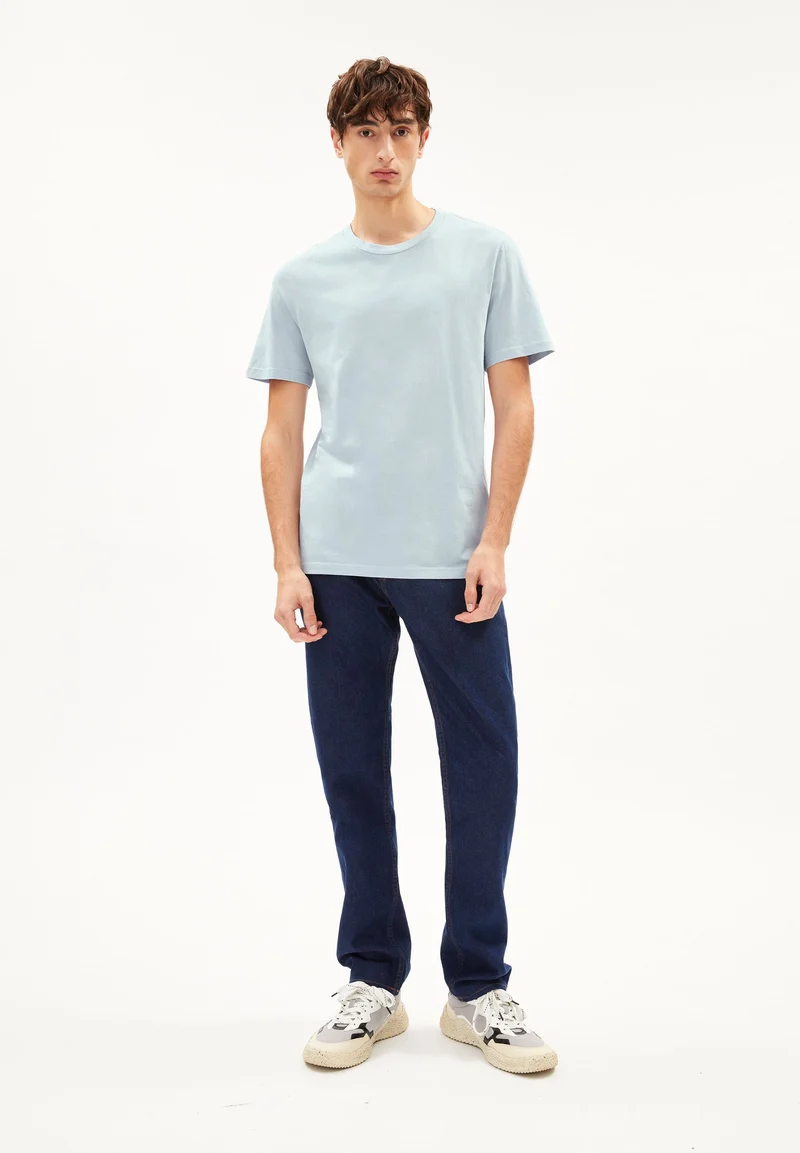 JAAMES T-SHIRT | morning sky