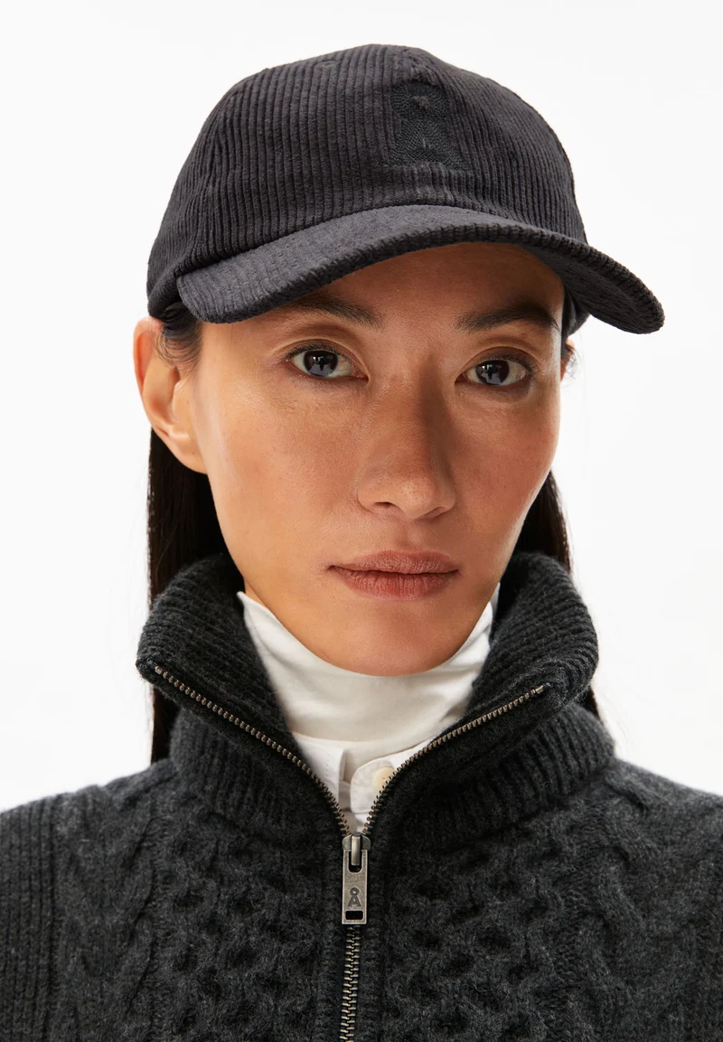 YENAAS CORD KAPPE | dark steel
