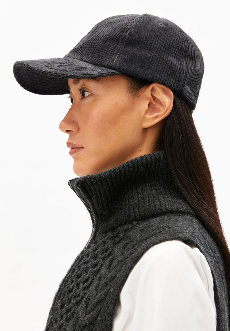 YENAAS CORD KAPPE | dark steel