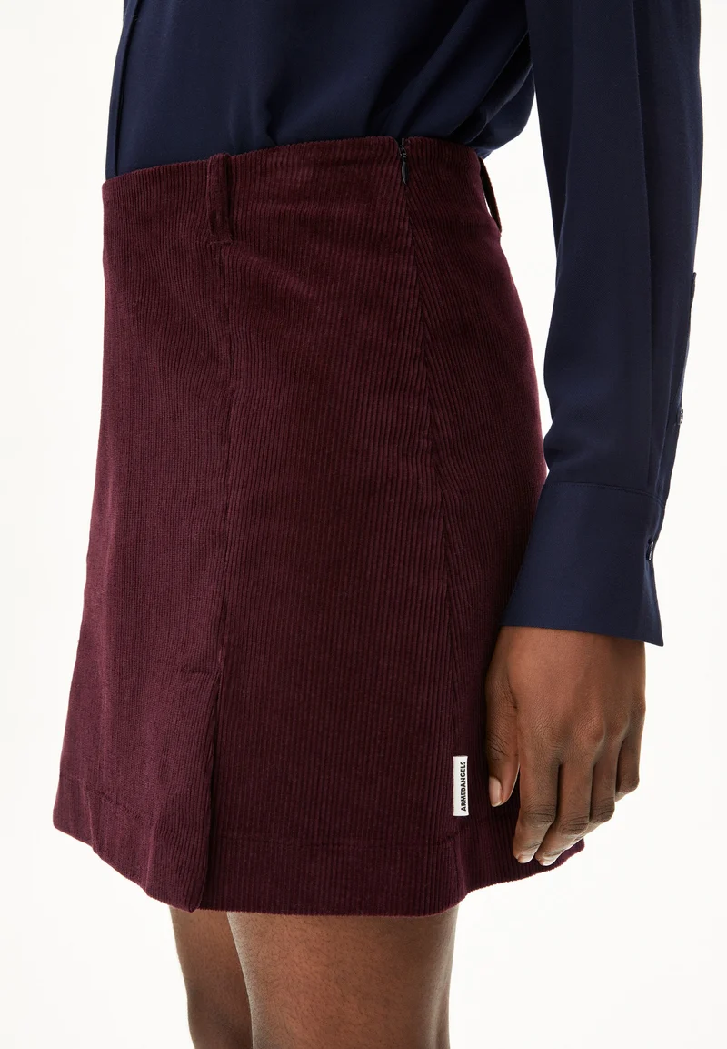 ZALAIAA CORDROCK | dark cranberry
