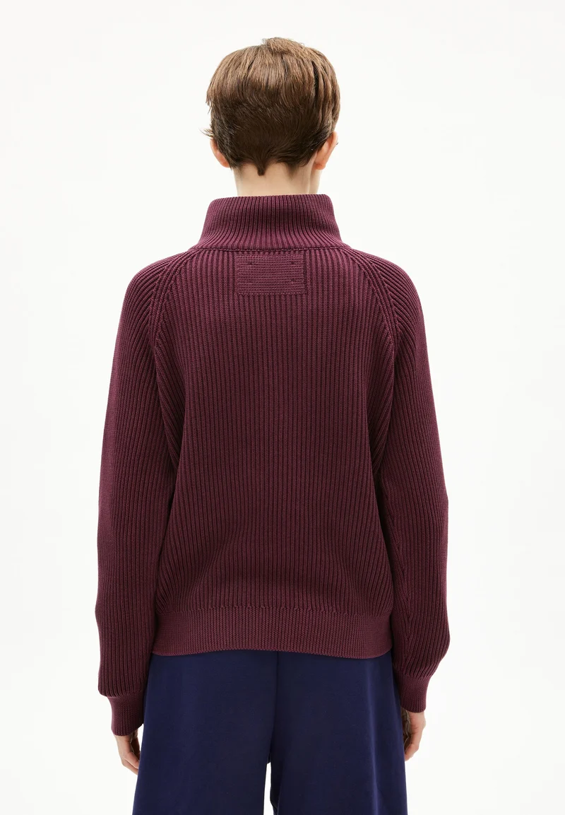 RONYIAAS GMT DYE | dark cranberry