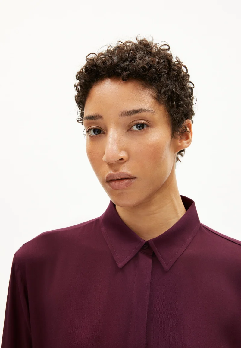LARISAANA LANGARMBLUSE | dark cranberry