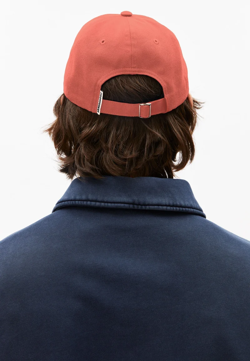YENAAS BOLD KAPPE | tabasco red