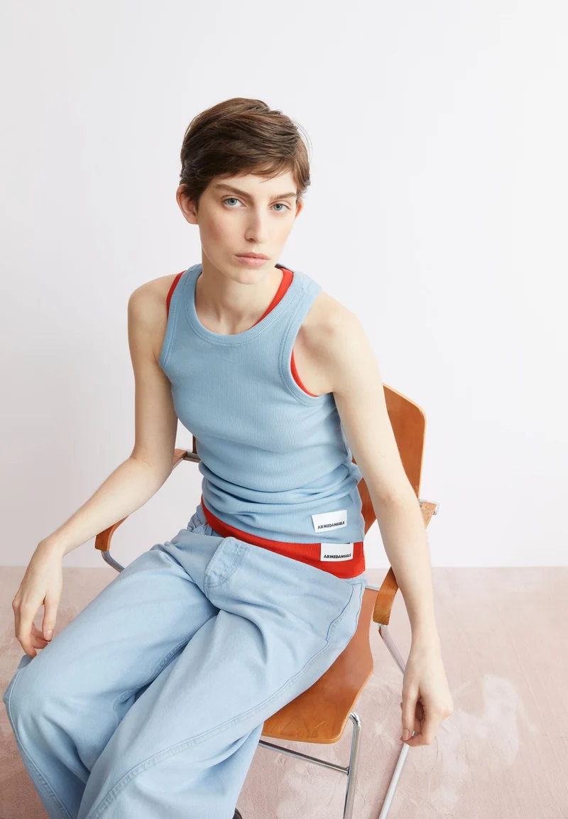 KANITAA TOP | blue glow