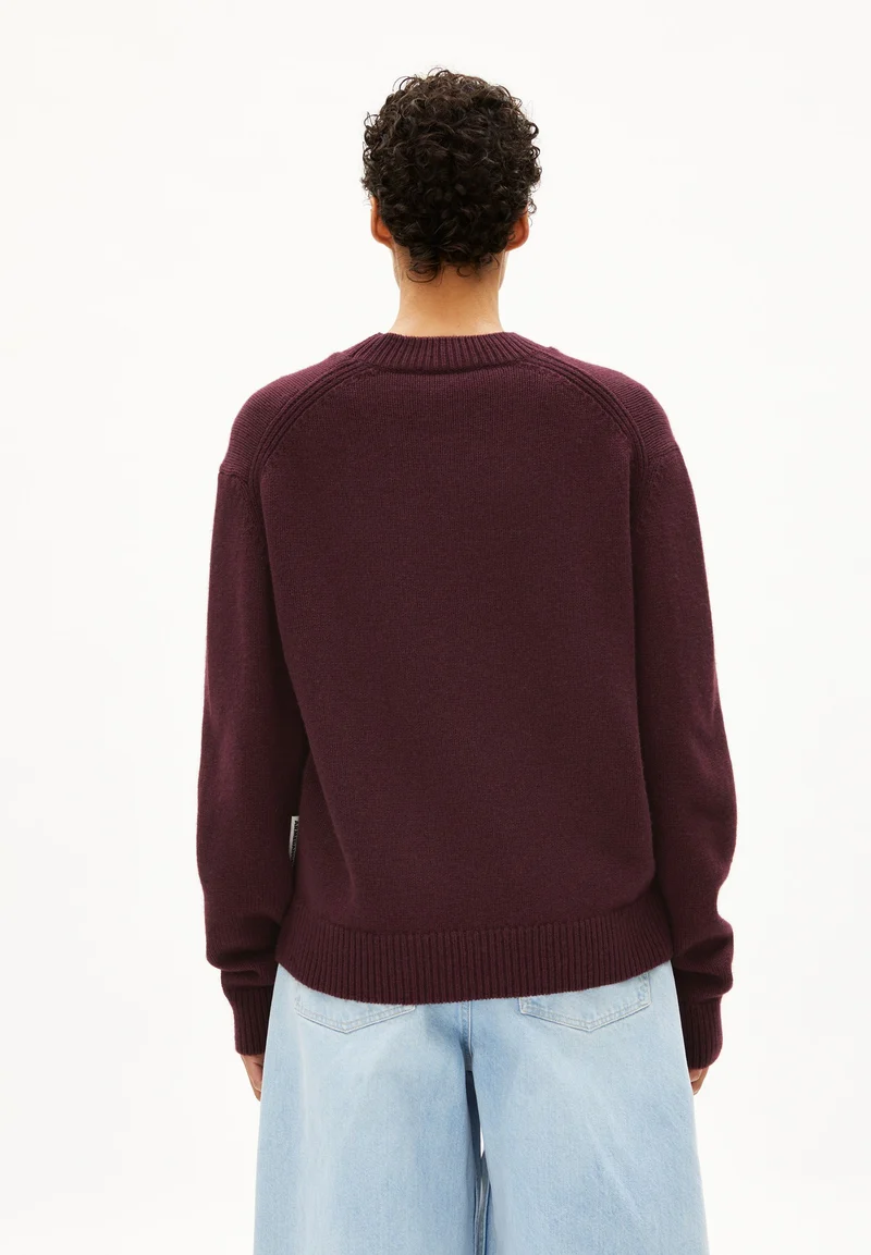 BALBAA | dark cranberry