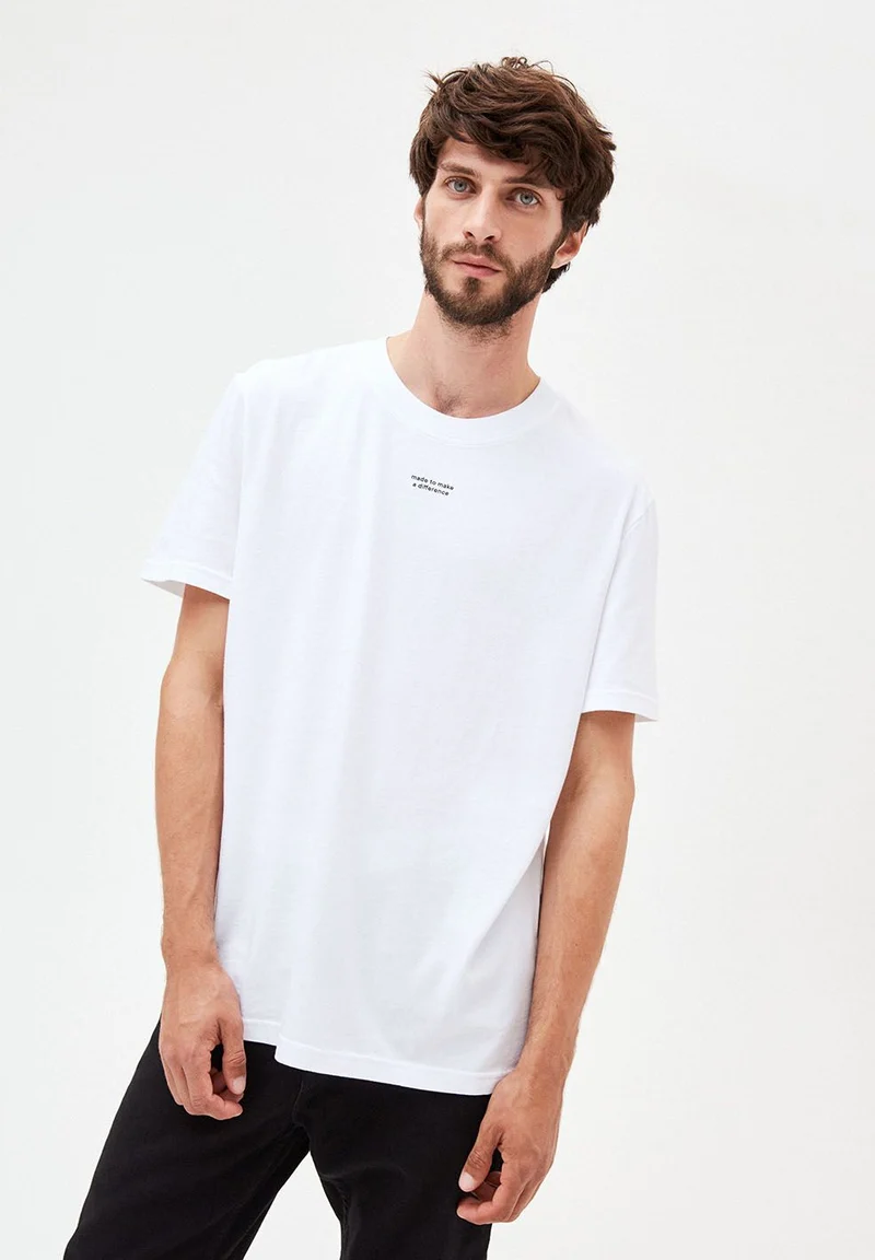 AADNAN CAPSULE.01