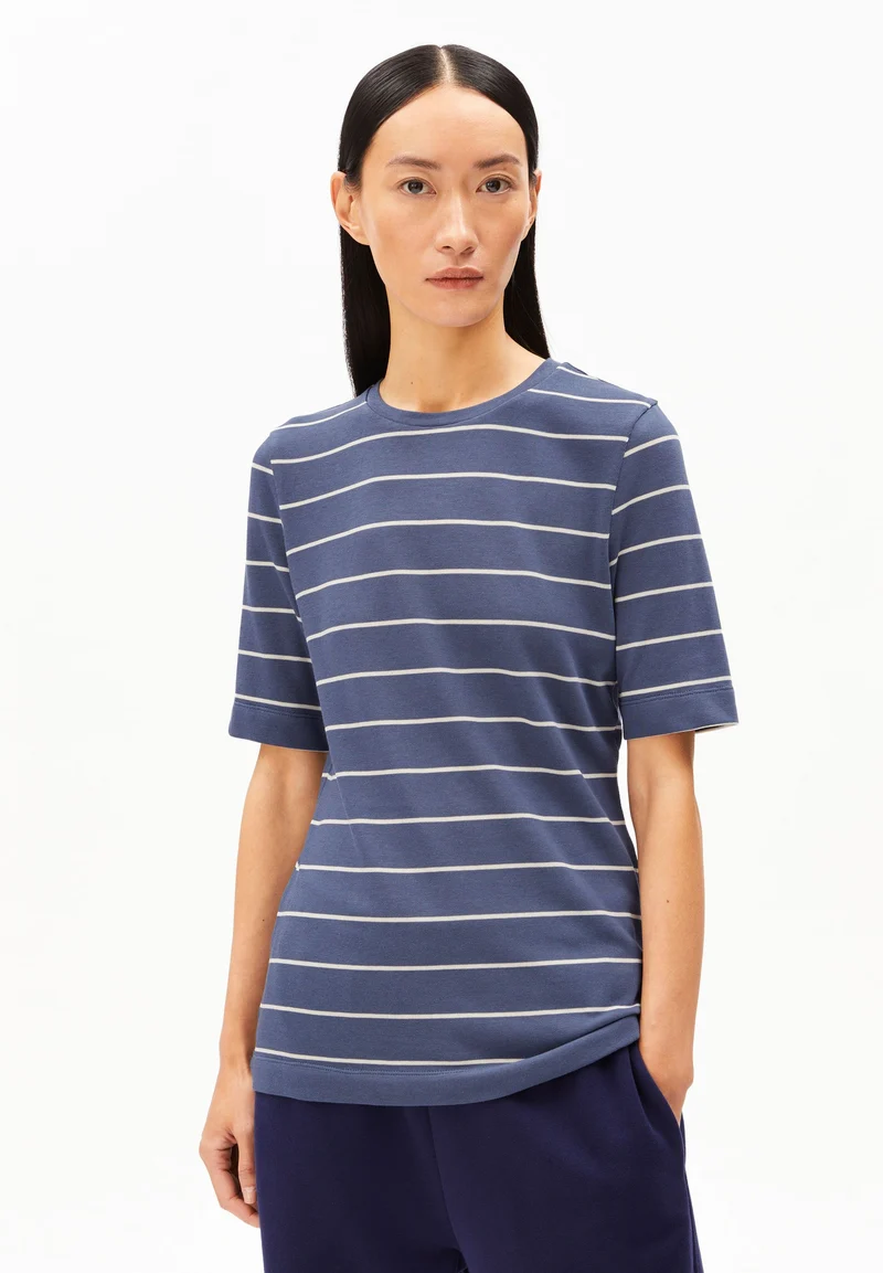 JAANISARA FINE STRIPE