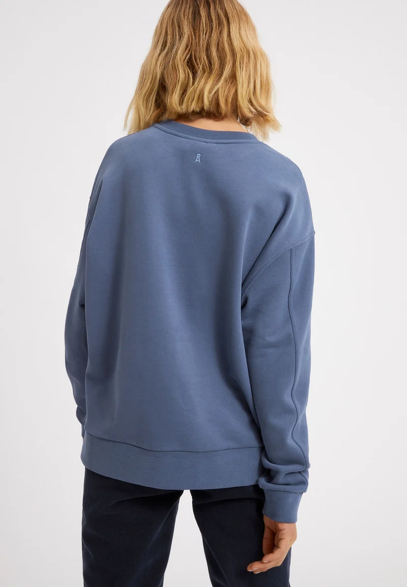 AARIN | foggy blue