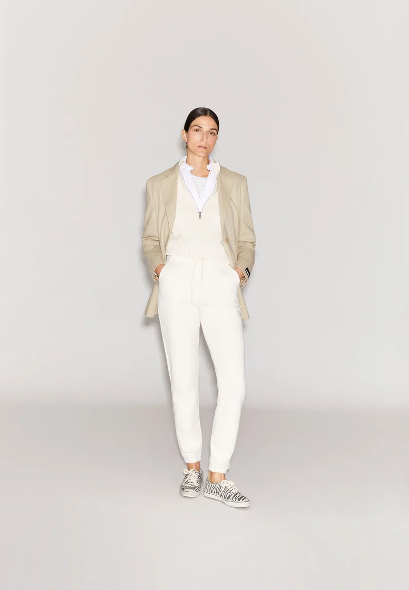 IVAA | undyed