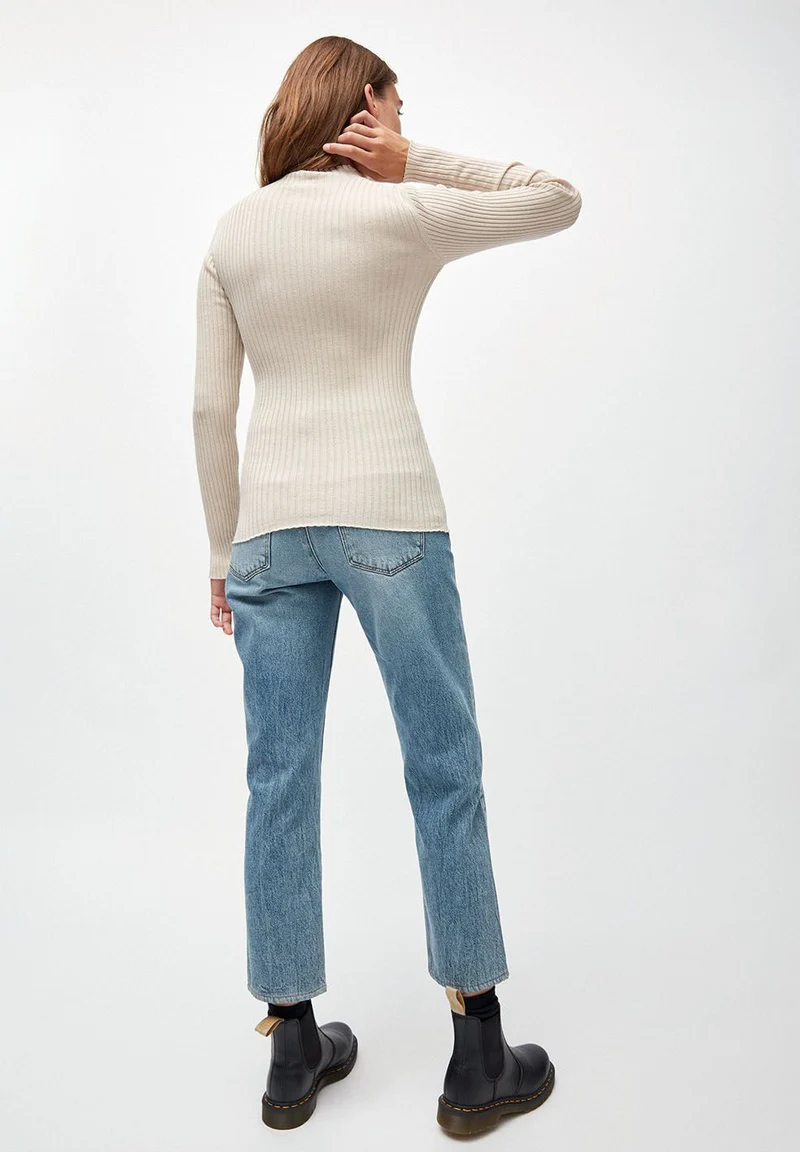 ALAANIA STRICKPULLOVER | ecru