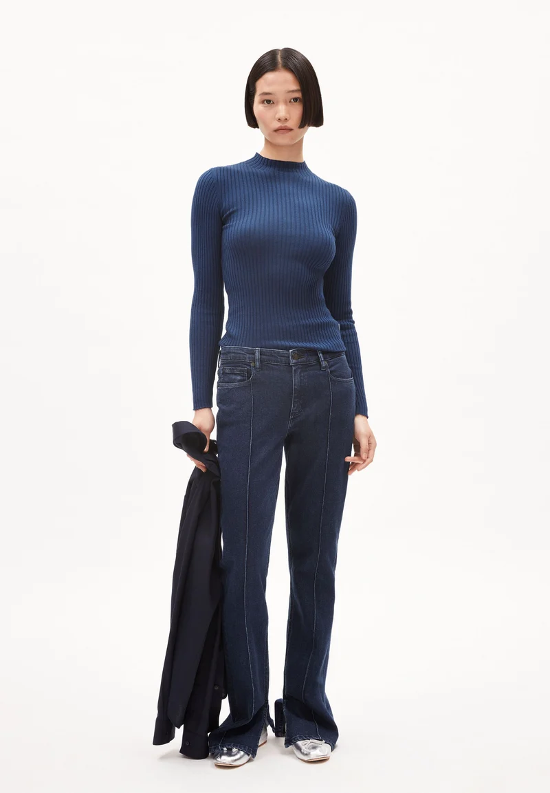 ALAANIA STRICKPULLOVER | faded indigo
