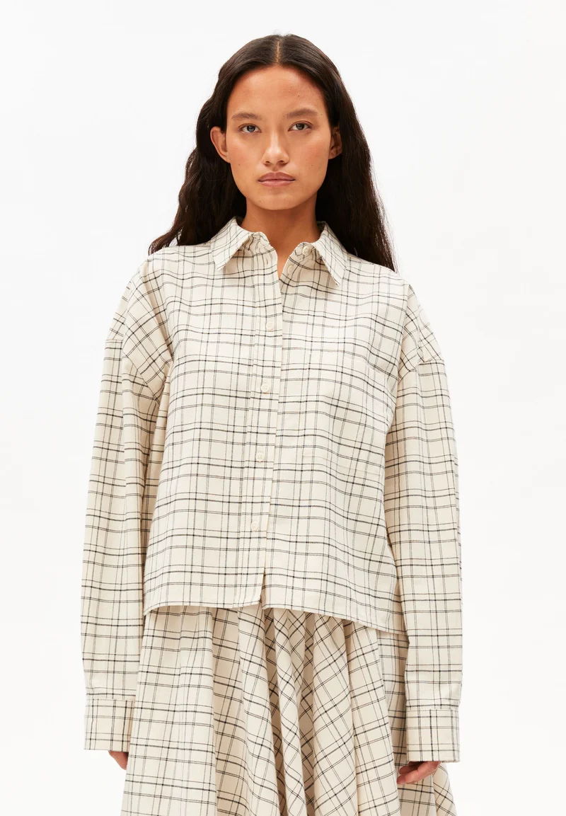 KARIERTE BOXY BLUSE | oatmilk-black